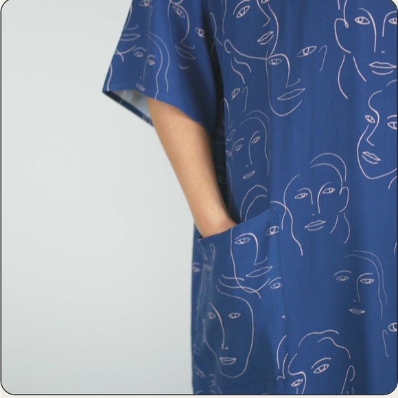 Corey Lynn Calter Blue Cream Selena Portrait Face Print Oversized Mini Dress OS - Picture 6 of 12